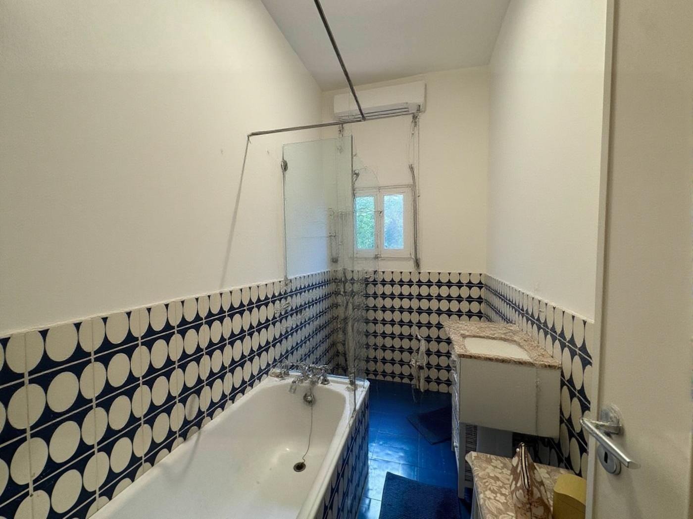 Genova’da San Fruttuoso satılık daire – Bagno