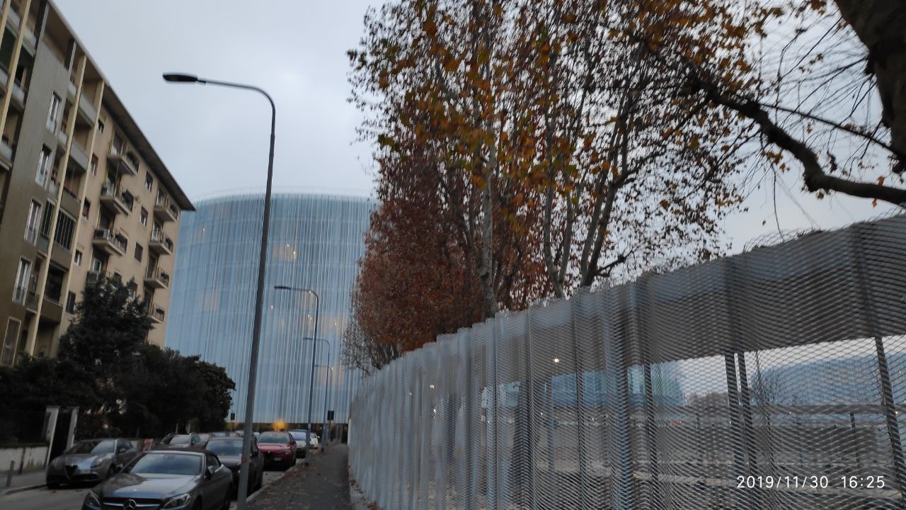 Milano iş ve staj merkezi
