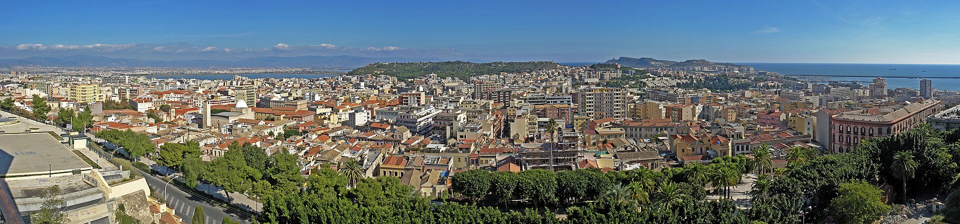 Cagliari tarihi merkez ve emlak dokusu