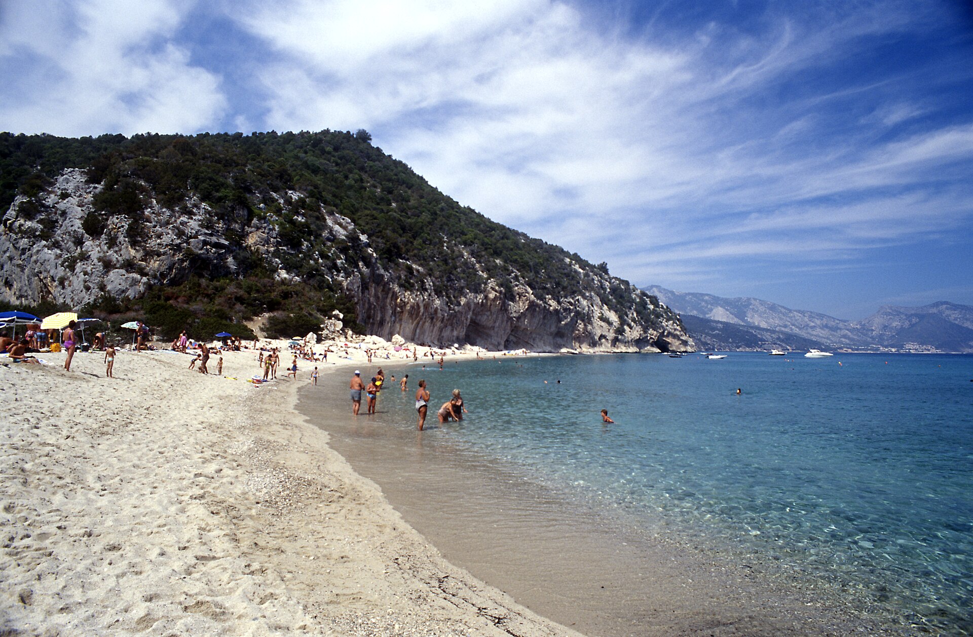 Cala Luna mağaraları