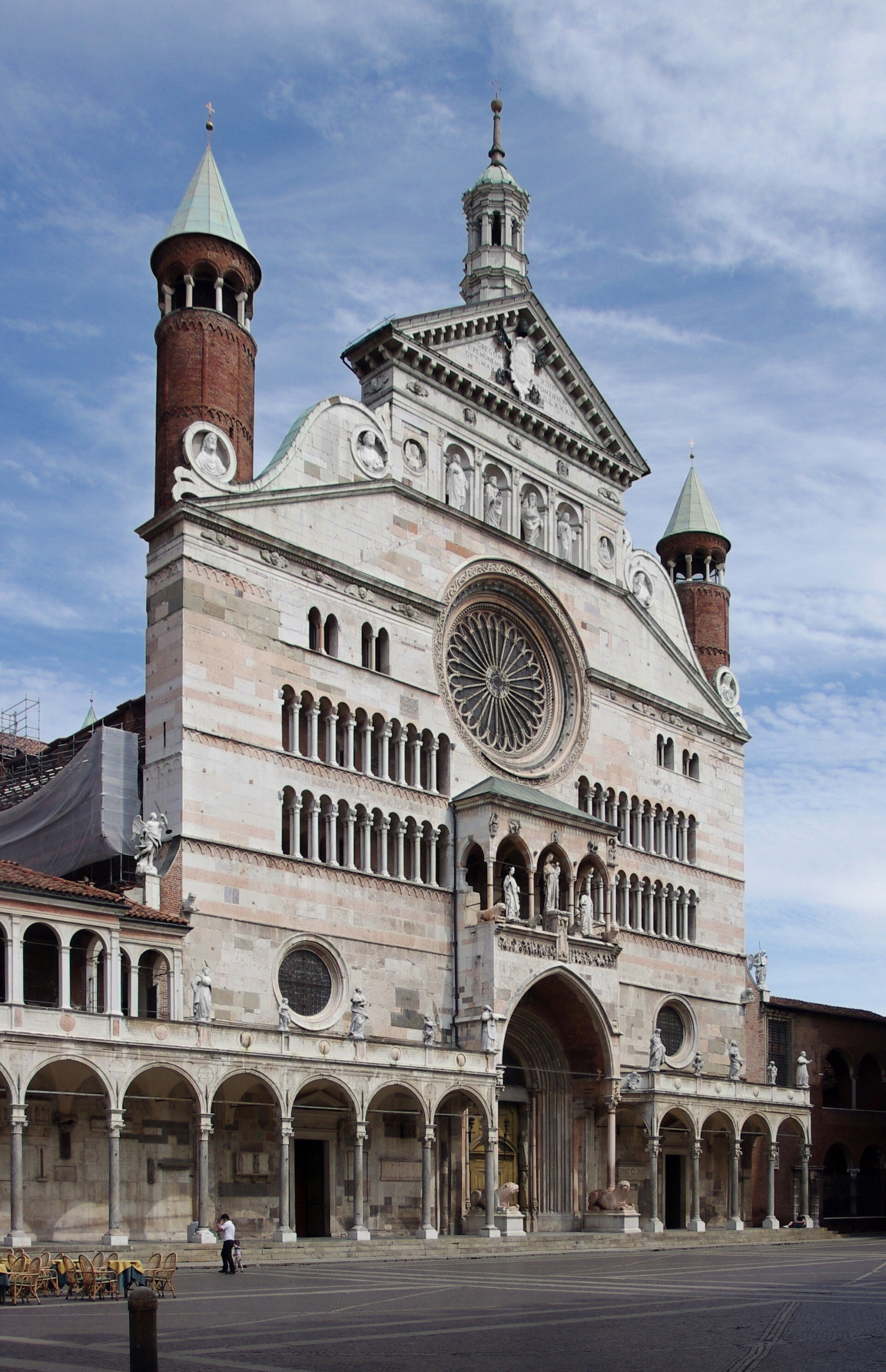 Cremona piazza veya katedral çevresi
