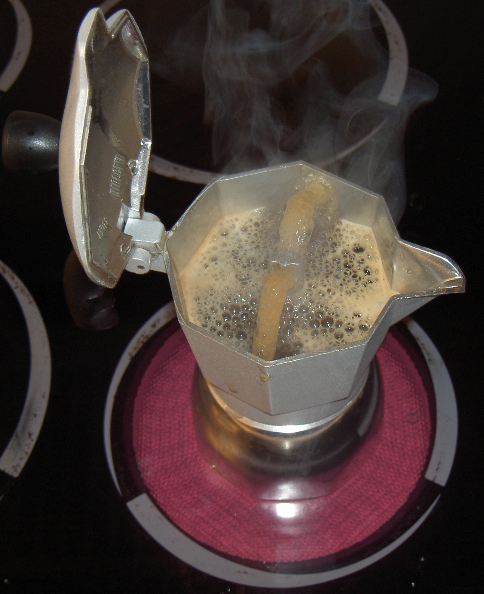 Ev tipi İtalyan Moka pot