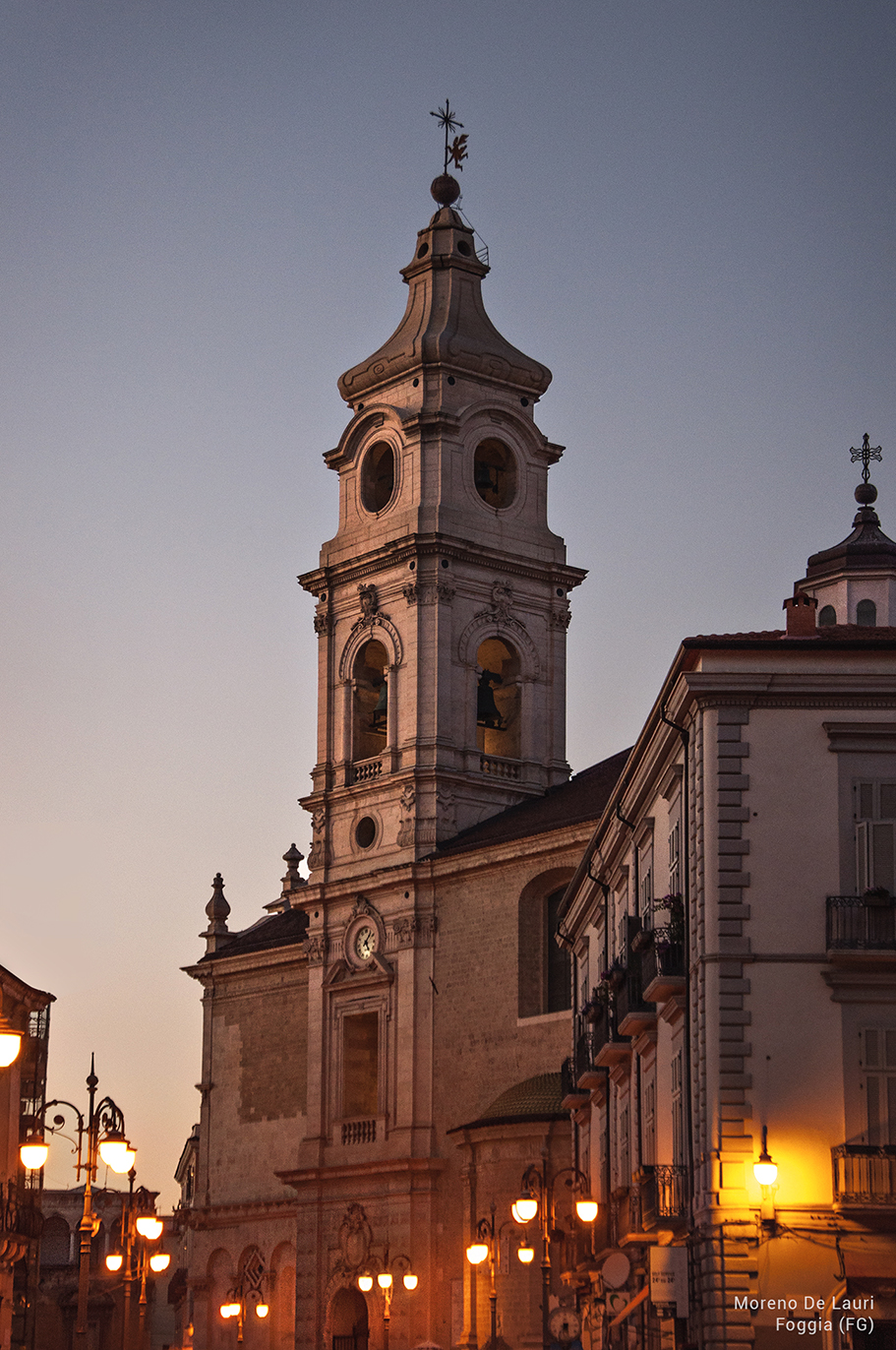 Foggia piazza veya katedral çevresi