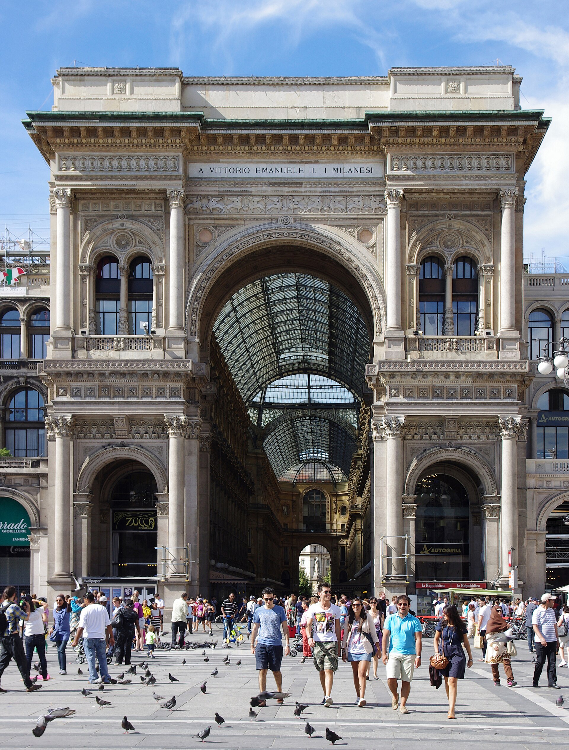 Via Montenapoleone, Milano moda caddesi