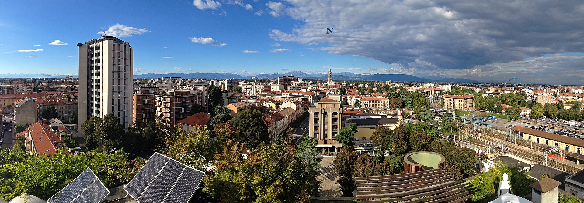 Monza tarihi merkez ve emlak dokusu