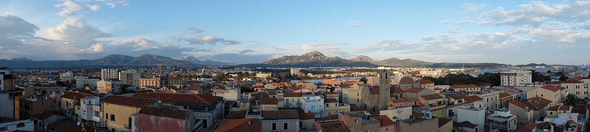 Olbia tarihi merkez ve emlak dokusu
