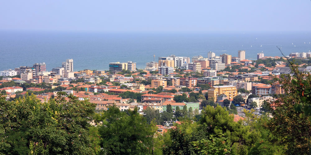 Pesaro tarihi merkez ve emlak dokusu