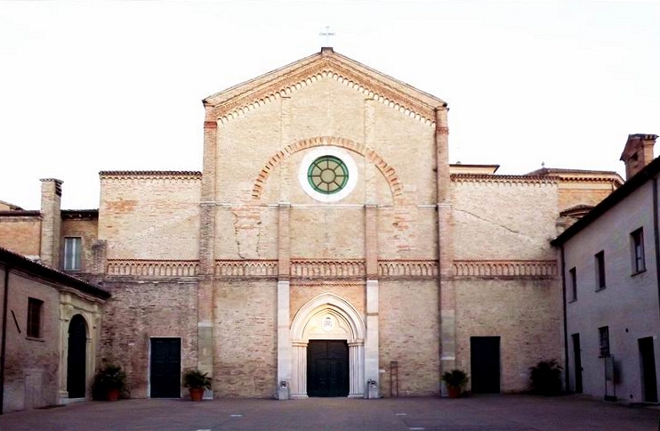 Pesaro piazza veya katedral çevresi