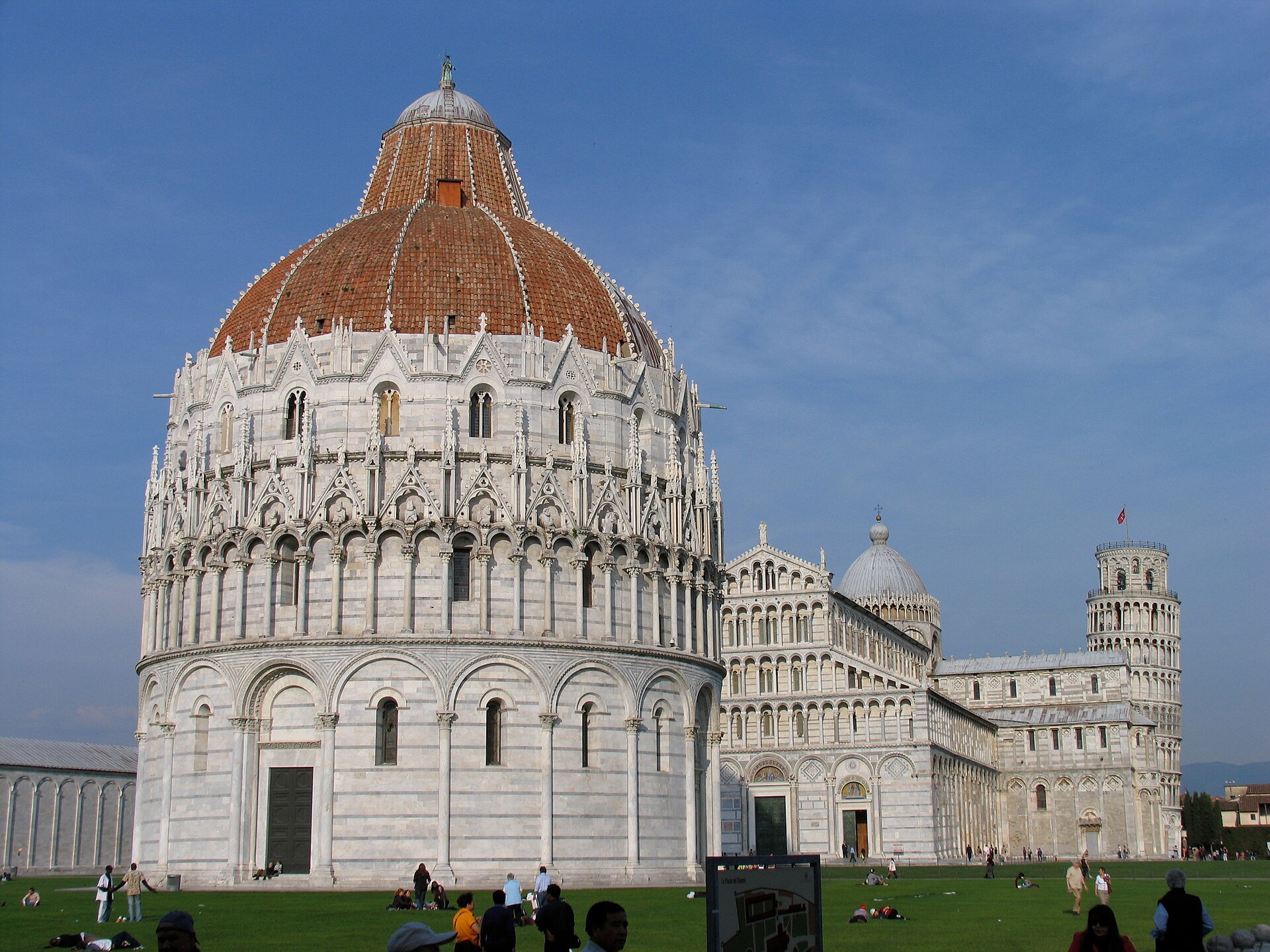 Pisa piazza veya katedral çevresi