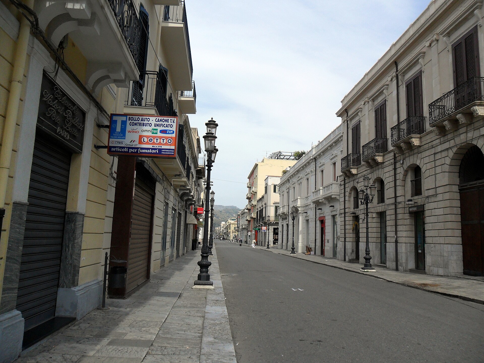 Reggio Calabria katedral veya müze çevresi