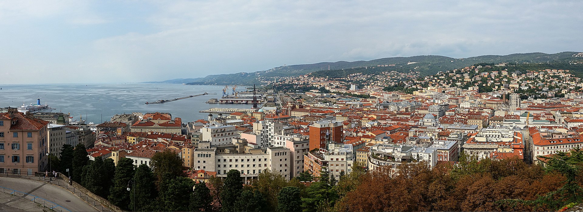 Trieste limanı veya San Giusto