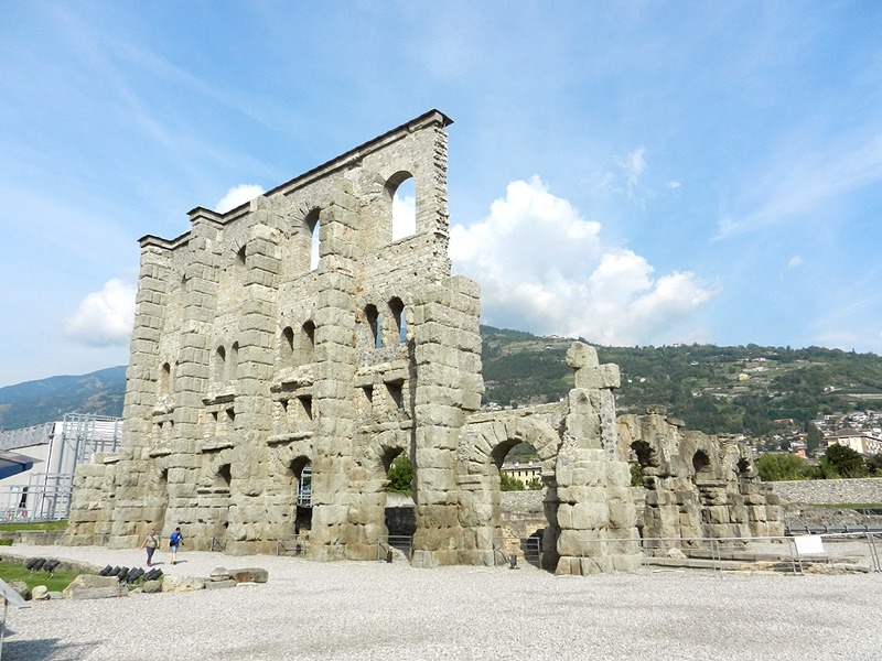 Valle d'Aosta vadi kalesi