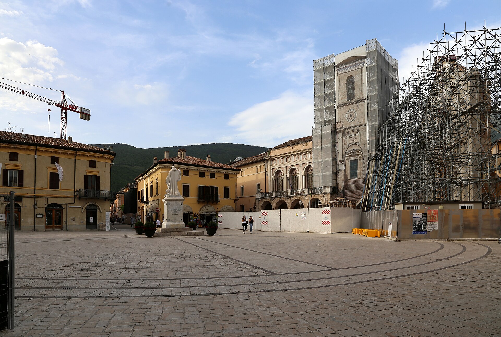 Norcia piazza
