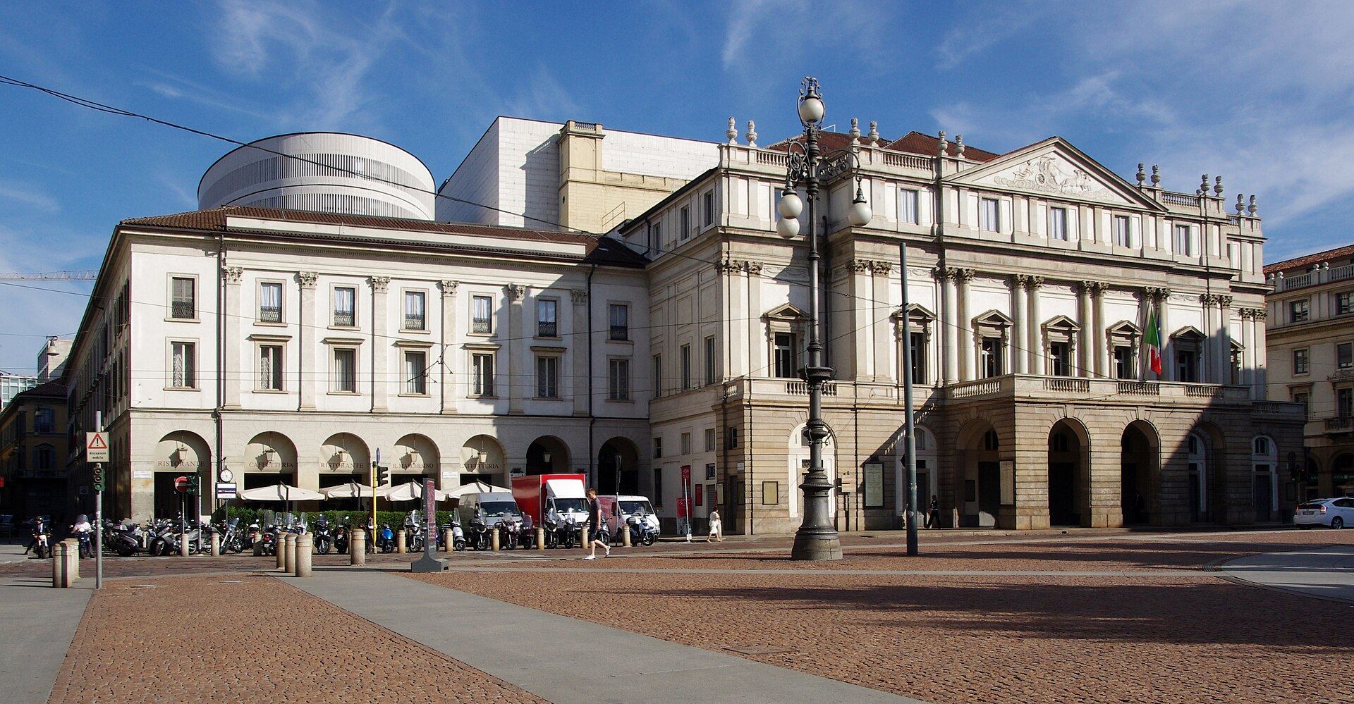 La Scala cephe