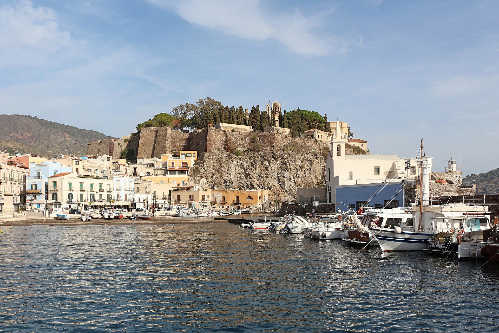 Lipari marina